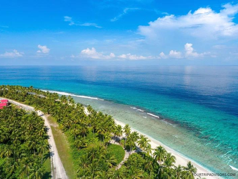 Maldives crystal clear water