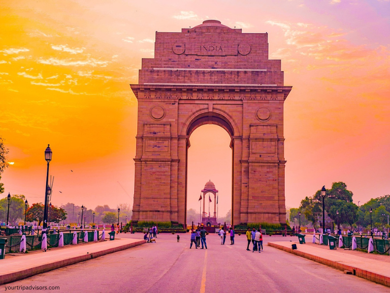 India Gate: A Perfect Spot for Leisure and Recreation in Delhi